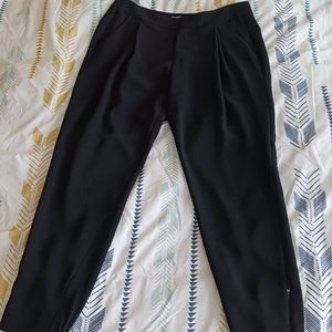 Vince Black Pants, Loose Fitting, Tapers at Ankles, Zippers SZ6